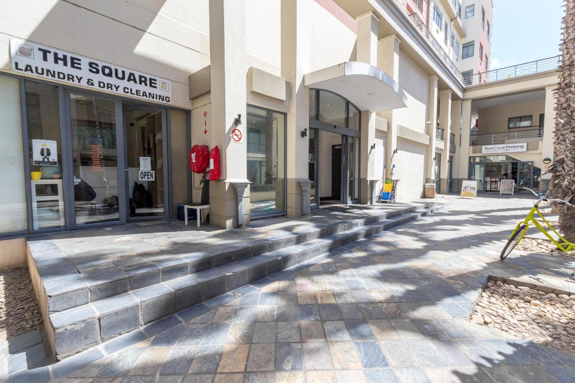 The Square 135- Studio With Free Parking, Pool & Gym Access Apartment Кейптаун Екстериор снимка