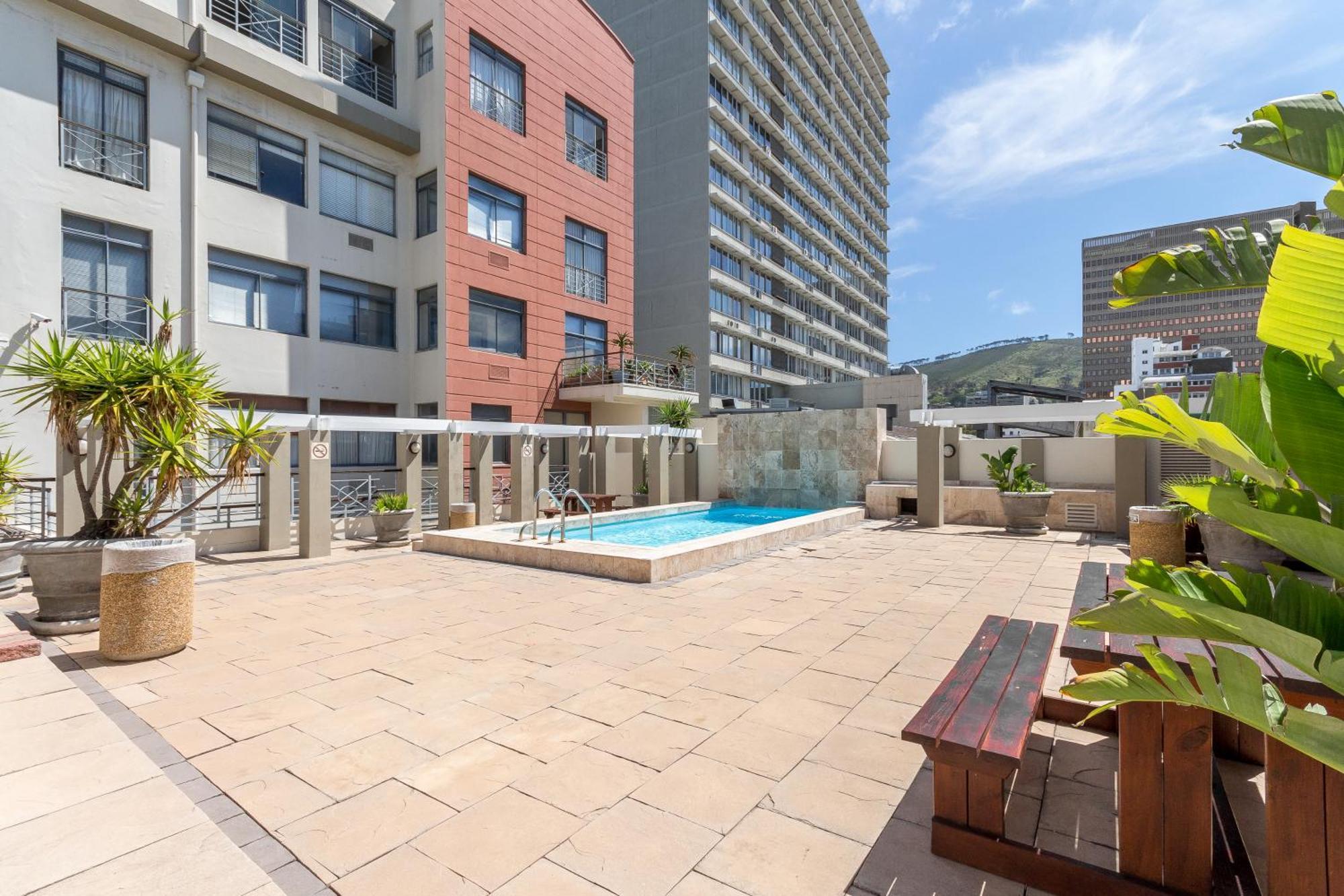 The Square 135- Studio With Free Parking, Pool & Gym Access Apartment Кейптаун Екстериор снимка