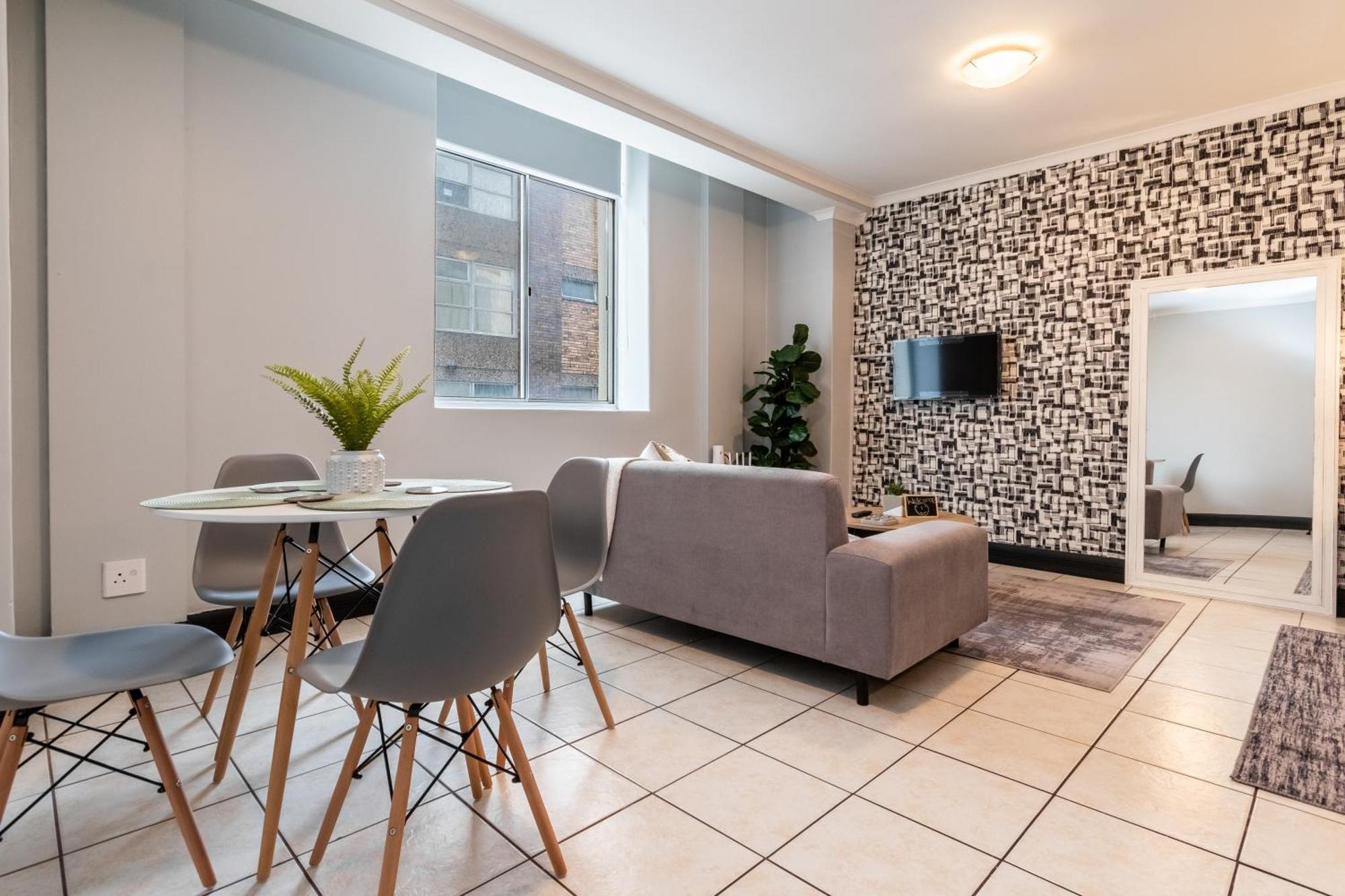 The Square 135- Studio With Free Parking, Pool & Gym Access Apartment Кейптаун Екстериор снимка